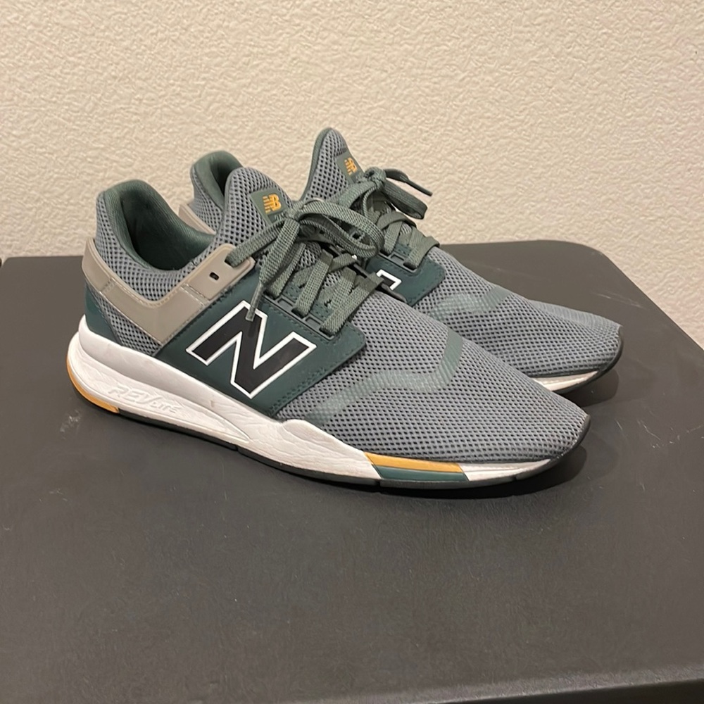 New Balance 247